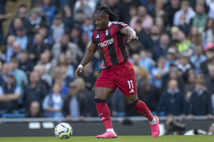 爱游戏登陆入口-BBC:西汉姆联即将签下富勒姆边锋特劳雷,转会费约200万英镑