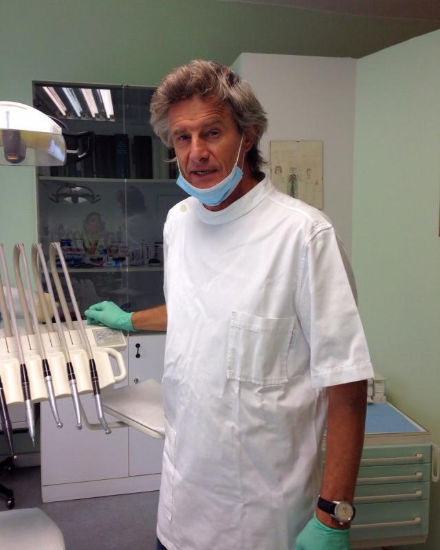 爱游戏登入-足坛最美志愿者!给人民打新冠疫苗的意甲冠军